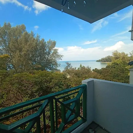 Resort Apartment Depan Laut Port Dickson Exterior photo